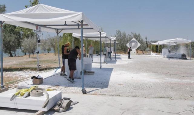 CHP'li Büyükçekmece Belediyesi'nden heykel festivali