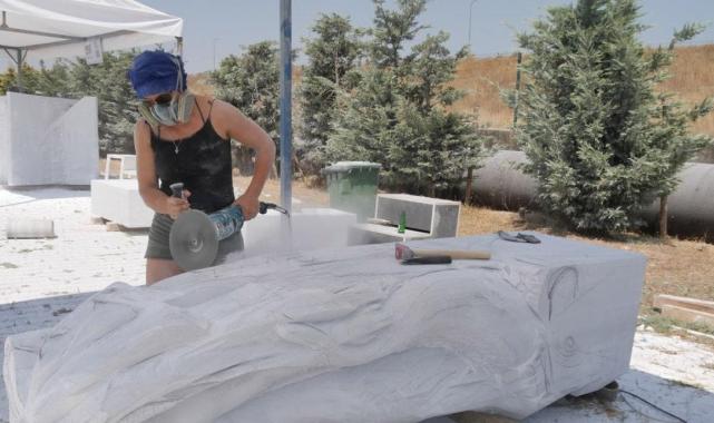 CHP'li Büyükçekmece Belediyesi'nden heykel festivali