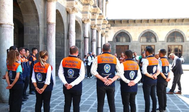 Diyarbakır'da 'Turizm polisi' göreve başladı