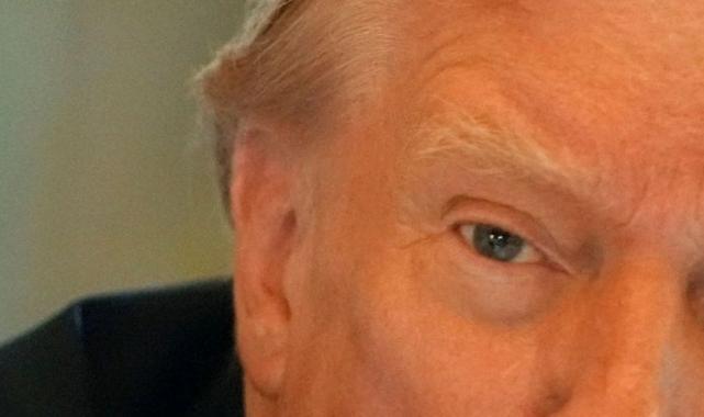 Donald Trump suikast girişiminin ardından bandajsız görüntülendi