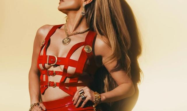 Dünyaca ünlü isim Jennifer Lopez 55 yaşında! Doğum günü pozuna beğeni yağdı