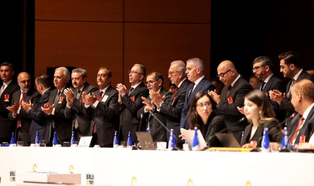 Dursun Özbek ve yönetimine Florya için yetki verildi