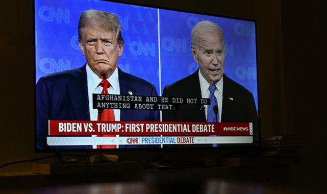 Eleştirilerin hedefindeki Joe Biden'ın başkanlık yarışından kesinlikle çekilmeyeceğini bildirildi