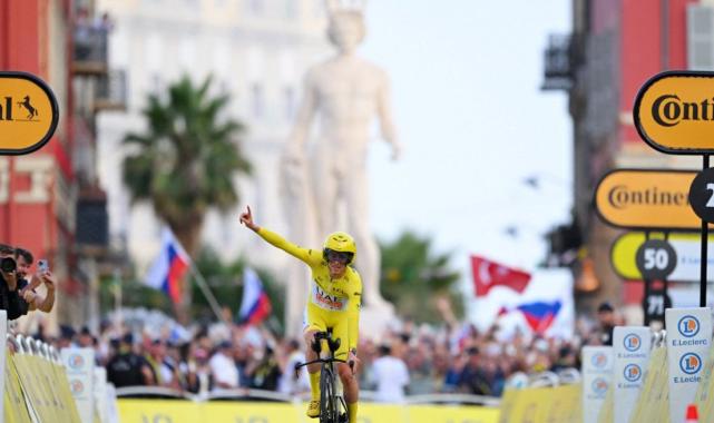 Fransa Bisiklet Turu'nu Tadej Pogacar kazandı