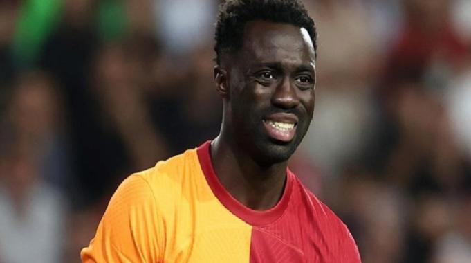 Galatasaray&#039;da Davinson Sanchez için karar verildi