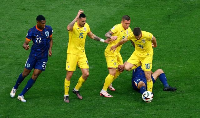Hollanda, Romanya'yı üç golle EURO 2024'ün dışına itti