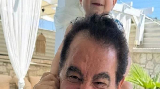 İbrahim Tatlıses soluğu torunlarının yanında aldı