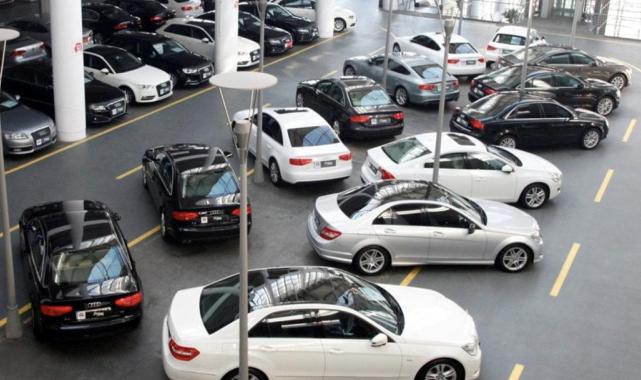 İkinci el online oto satışları azaldı: Yüzde 13 daralma yaşandı