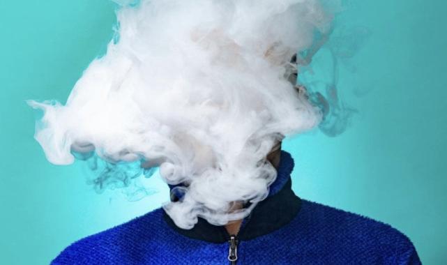 İngiltere'de sigara yasağı başlıyor: 2009 sonrasında doğan kimse satın almayacak