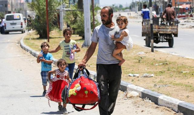 İsrail, Gazze'de güvenli bölgede tahliye çağrısı yaptı