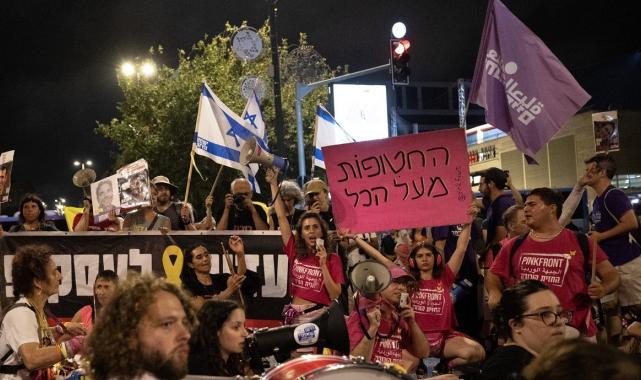 İsraillilerin protestoları sürüyor: Anlaşma için Tel Aviv'den Kudüs'e yürüdüler