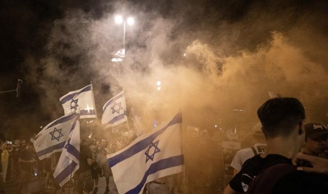 İsraillilerin protestoları sürüyor: Anlaşma için Tel Aviv'den Kudüs'e yürüdüler