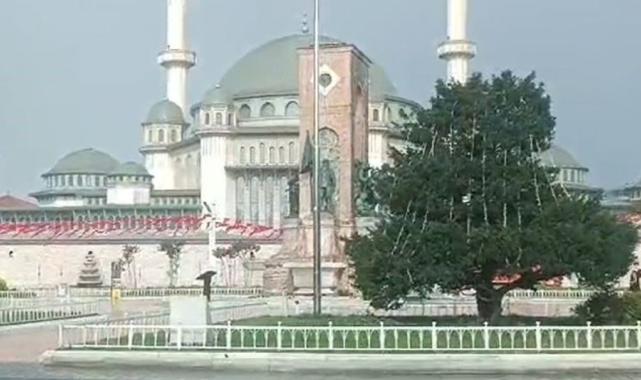 İstanbul'da sağanak yağış etkili oluyor