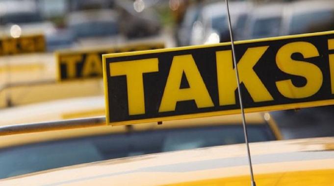 İstanbul&#039;da taksi ücretlerine zam geldi: İndi-bindi 100 lira oldu