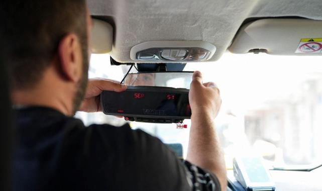 İstanbul'da taksiciler, taksimetre güncelleme kuyruğunda