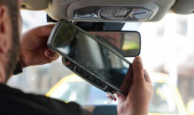 İstanbul'da taksiciler, taksimetre güncelleme kuyruğunda