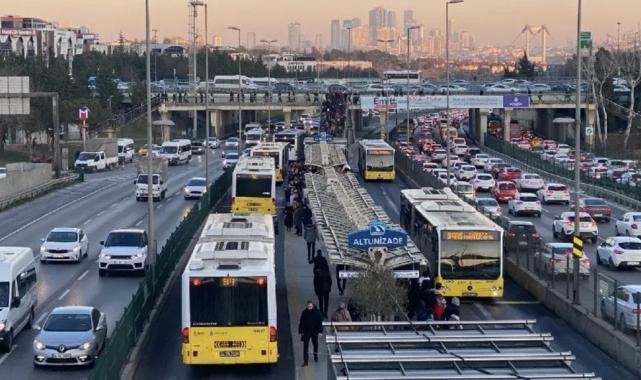 İstanbul'da toplu ulaşıma yüzde 13 zam geldi