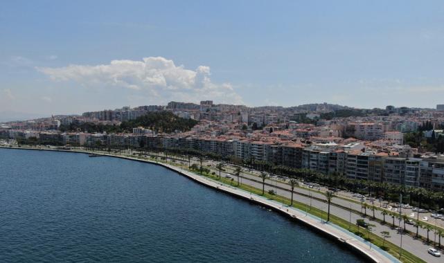 İzmir'de konutta pafta yerine ada dönüşümü önerisi