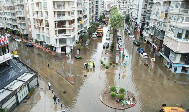 İzmir'i bekleyen tehlike: Depremde deniz şehre dolabilir