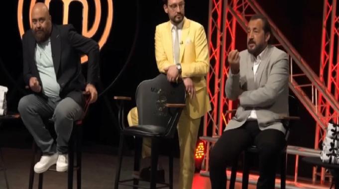 MasterChef Türkiye'de yarışmacısı sözleriyle Mehmet şefi sinirlendirdi: Burayı keselim...