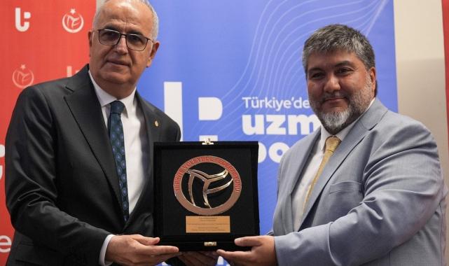 Mehmet Akif Üstündağ'ın kadın milli takımına güveni tam