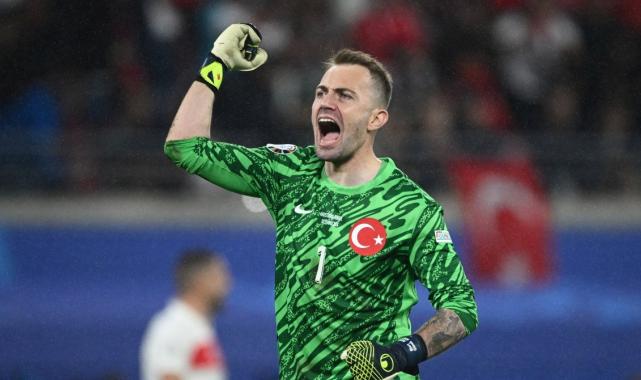 Mert Günok'tan tarihi performans! EURO 2024'e damga vurdu