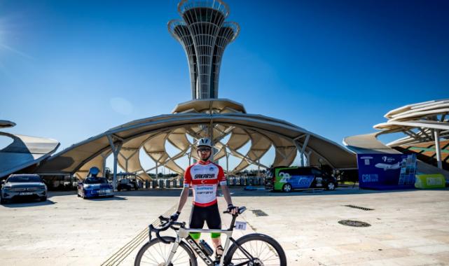 Milli bisikletçi Burak Abay Paris yolcusu