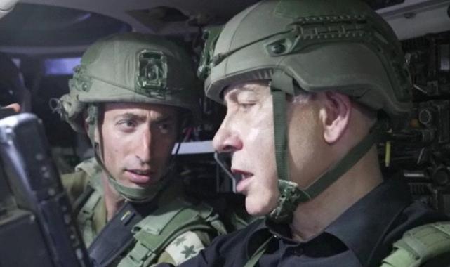 Netanyahu Refah sınırındaki askerlerini ziyaret etti