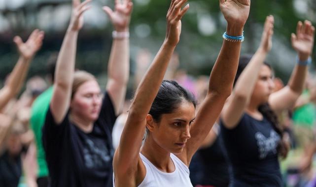New York'ta yoga etkinliği düzenlendi