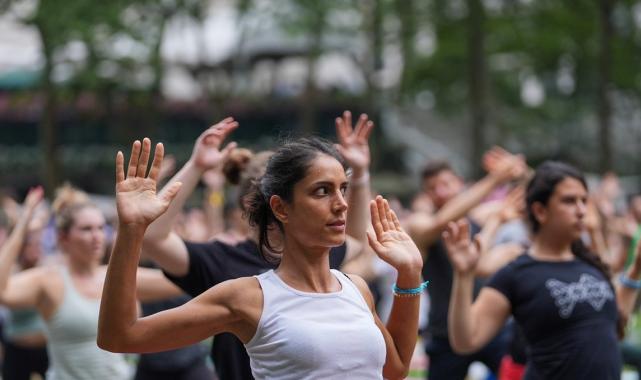 New York'ta yoga etkinliği düzenlendi