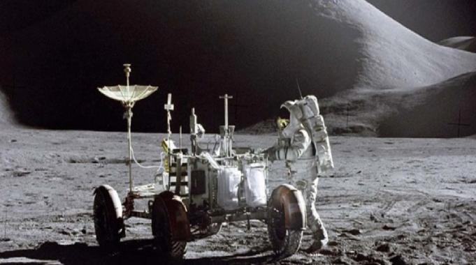 Resmen doğrulandı: Ay&#039;da astronotların kullanabileceği bir mağara var