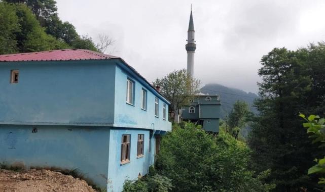 Rize'de 6 yıldır imamsız olan köyün cemaati tepkili