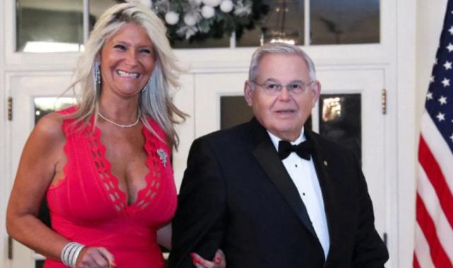 Rüşvetçi ABD'li senatör Bob Menendez'i jüri suçlu buldu