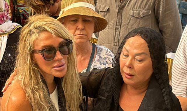 Safiye Soyman oğlunu gözyaşlarıyla uğurladı