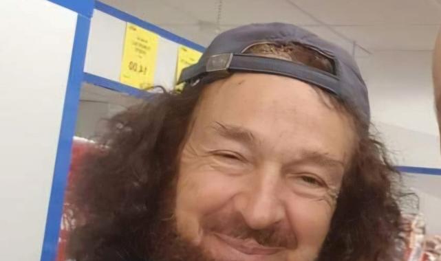 Sakarya'da internetten aldığı silahla babasını vurdu