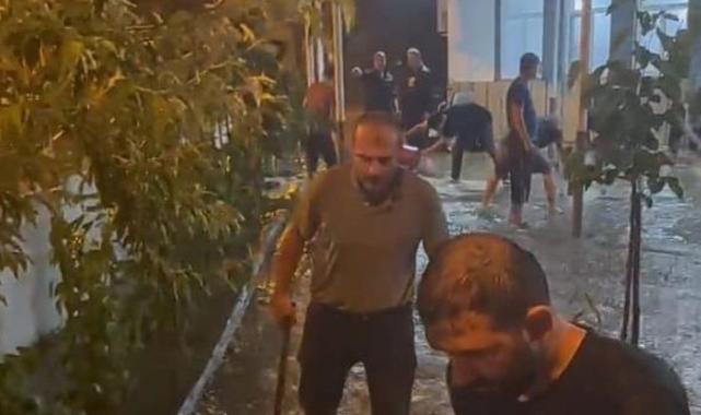 Samsun’da şiddetli sağanak su baskınlarına sebep oldu