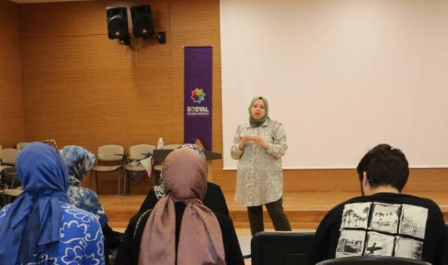 SGM’de ailelere önemli ‘ergenlik’ söyleşisi