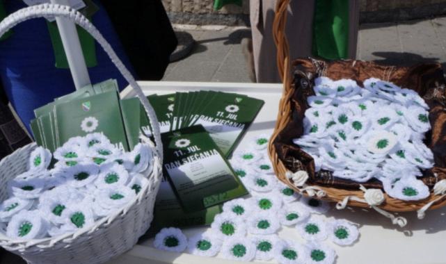 Srebrenitsa'da 14 soykırım kurbanı toprağa verilecek