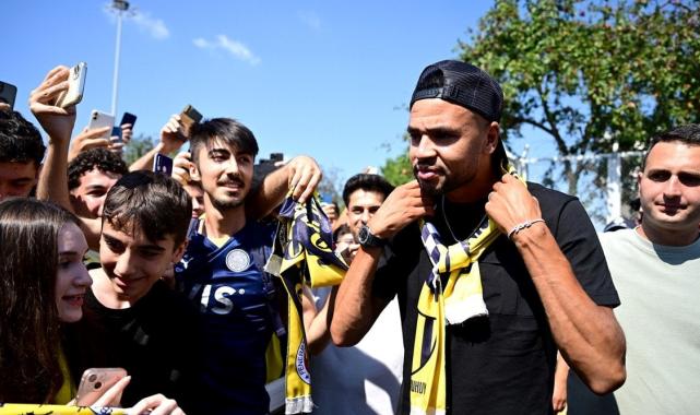 Süper Lig rekoru kırıldı! Fenerbahçe, Youssef En-Nesyri'nin maliyetini açıkladı