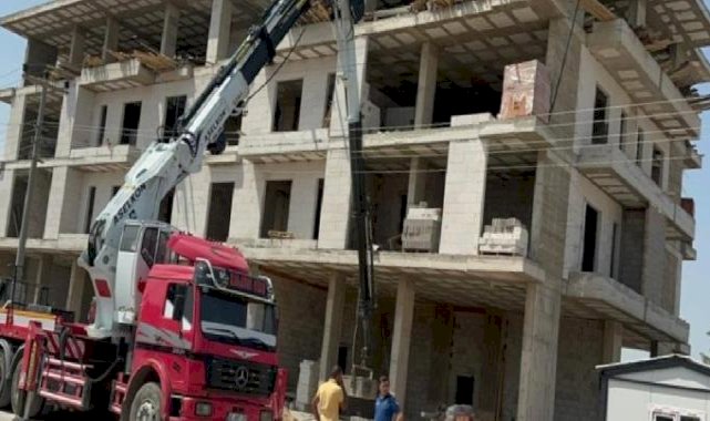 Aksaray'da elektrik akımına kapılan 2 inşaat işçisi yaşam savaşı veriyor