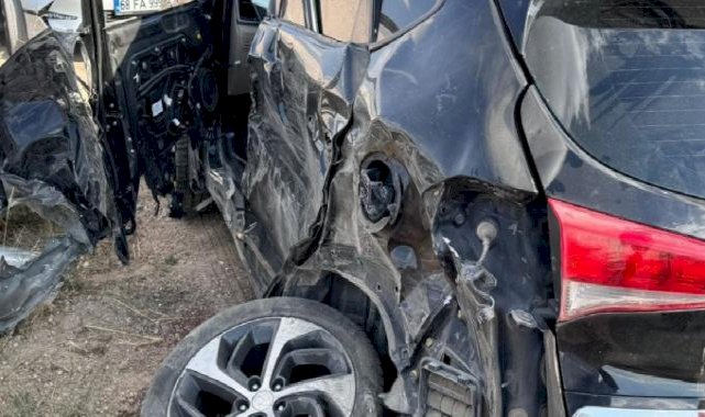 Aksaray'da sevgilisinin babasından kaçarken kaza yaptı
