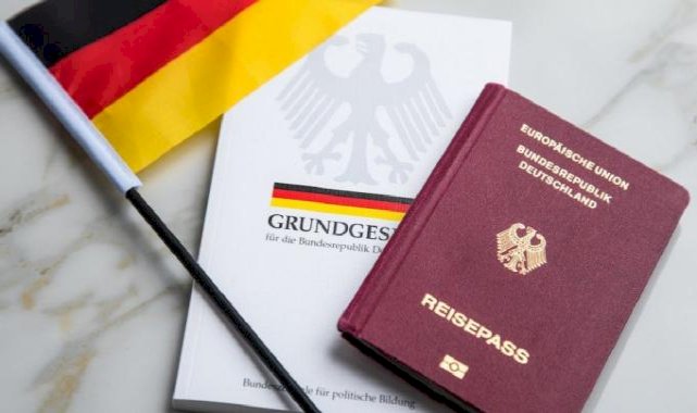 Almanya'da çifte vatandaşlık: Türk vatandaşlığına dönecek gurbetçi sayısı hesaplandı