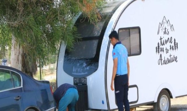 Antalya'da kamusal alanı işgal eden karavanlar kaldırıldı