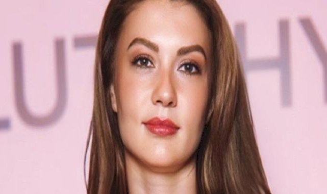 Burcu Özberk'ten 'Türkan Şoray kuralları' çıkışı