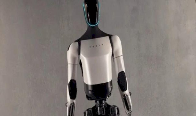 Elon Musk duyurdu: Gelecek yıl Tesla modellerini robotlar üretecek