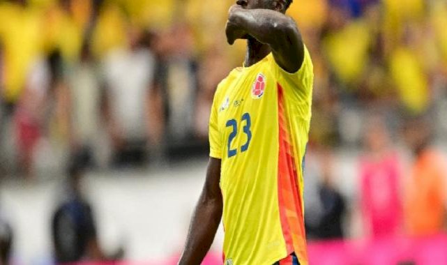 Galatasaray, Davinson Sanchez'i tebrik etti