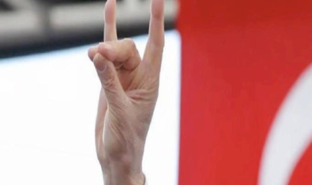 Hekimlere Bozkurt İşareti Uyarısı Geldi!