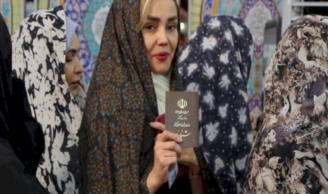 İran'da cumhurbaşkanlığı seçimlerinde oy kullanma süresi sona erdi