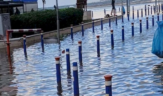 İzmir'i bekleyen tehlike: Depremde deniz şehre dolabilir