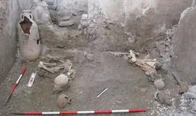 Pompeii'nin 2000 yıllık sırrı: Patlamadan kurtulanlar depremle yüzleşti